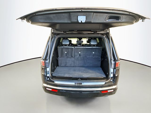 2024 Jeep Wagoneer Base photo 26