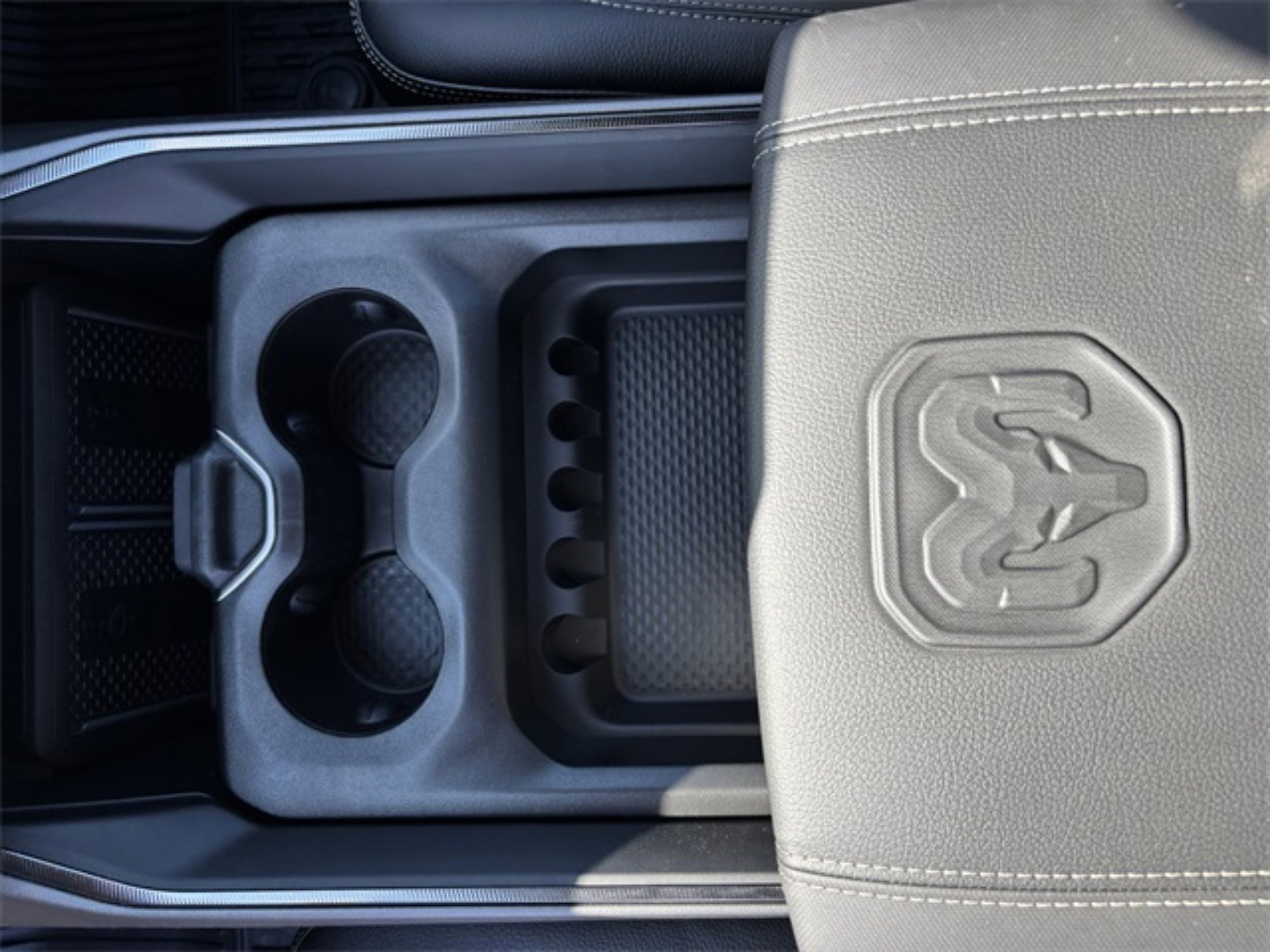 2026 Ram 1500 Rebel photo 10
