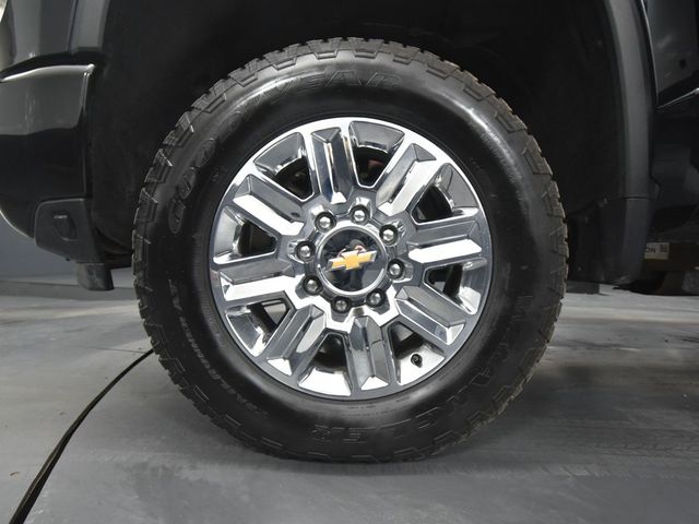2024 Chevrolet Silverado 3500HD High Country photo 12