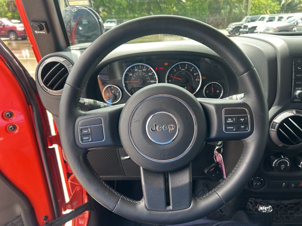 2015 Jeep Wrangler Unlimited Sport photo 13