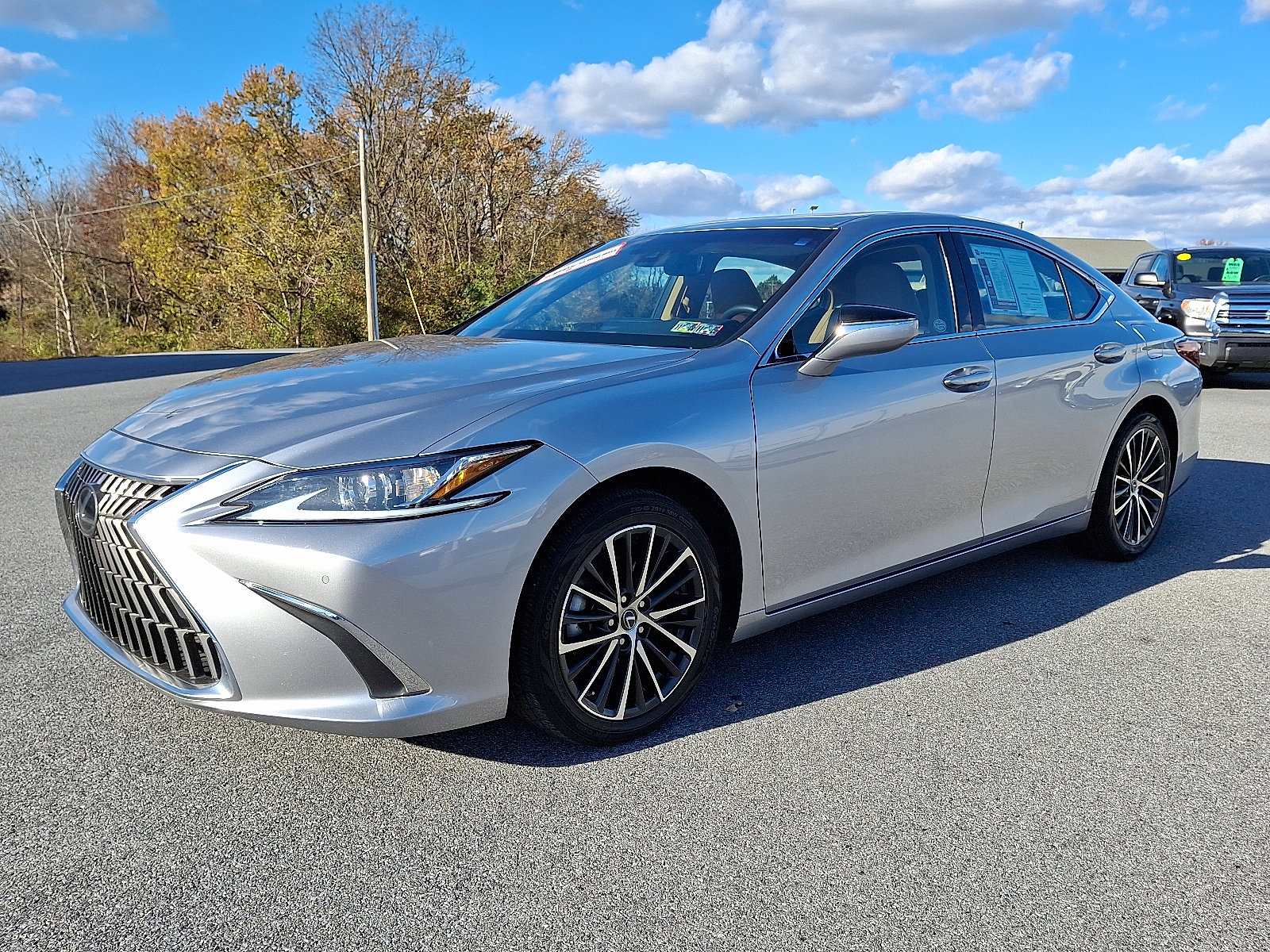 2022 Lexus ES 350 Base photo 3