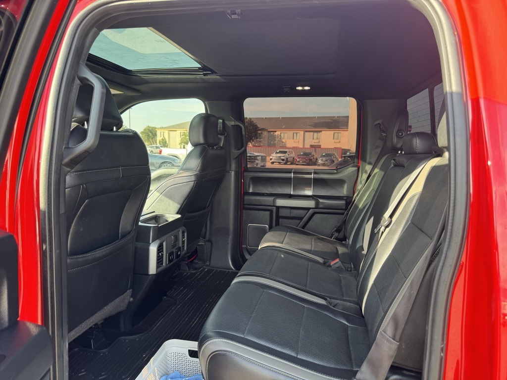 2018 Ford F-150 Raptor photo 2