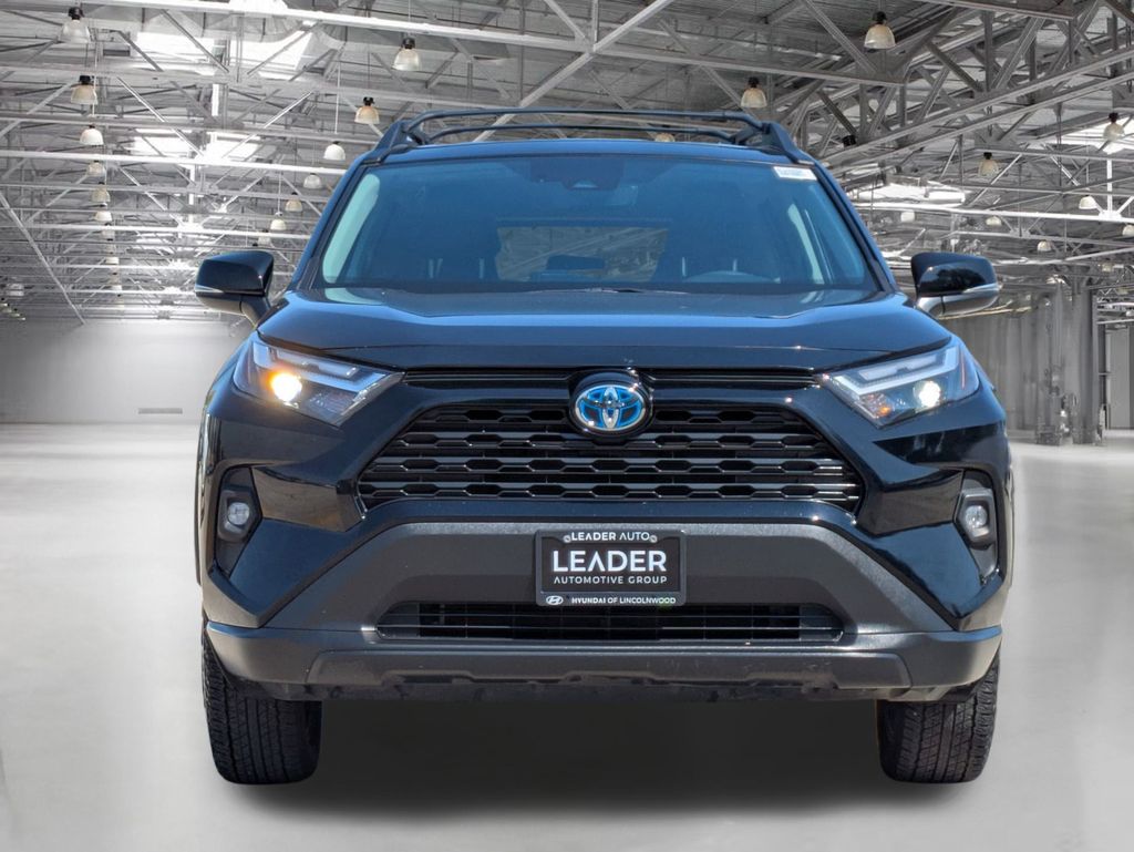 2024 Toyota RAV4 Hybrid photo 2