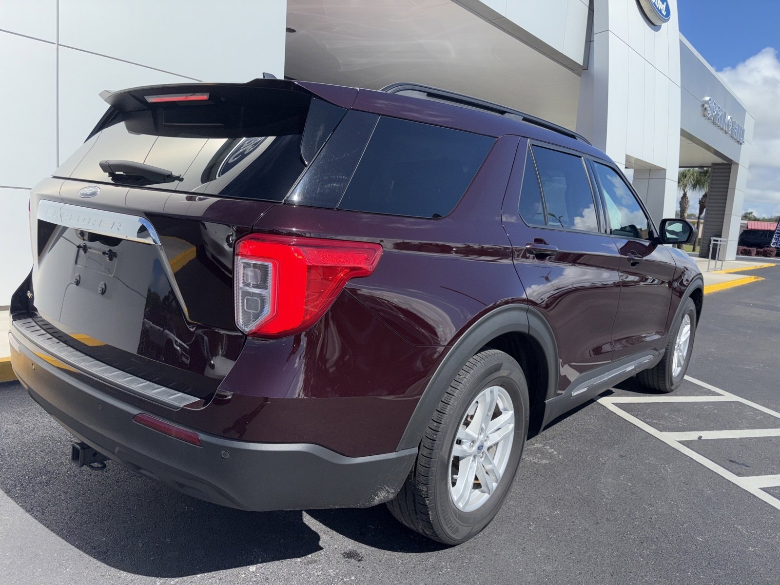 2022 Ford Explorer XLT photo 2