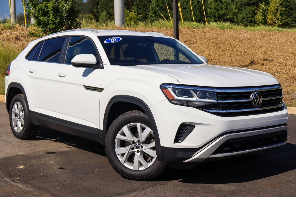 2020 Volkswagen Atlas Cross Sport photo 3