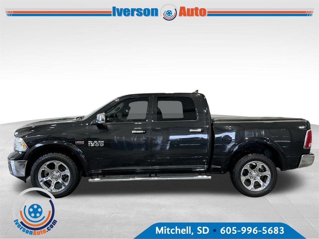 2017 Ram 1500 Laramie photo 2