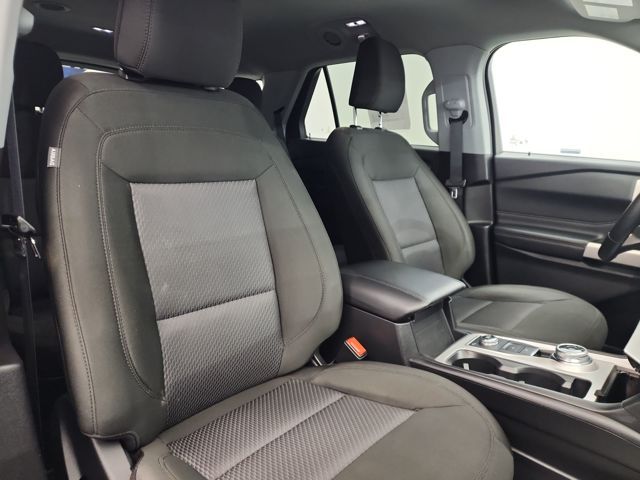 2022 Ford Explorer XLT photo 29
