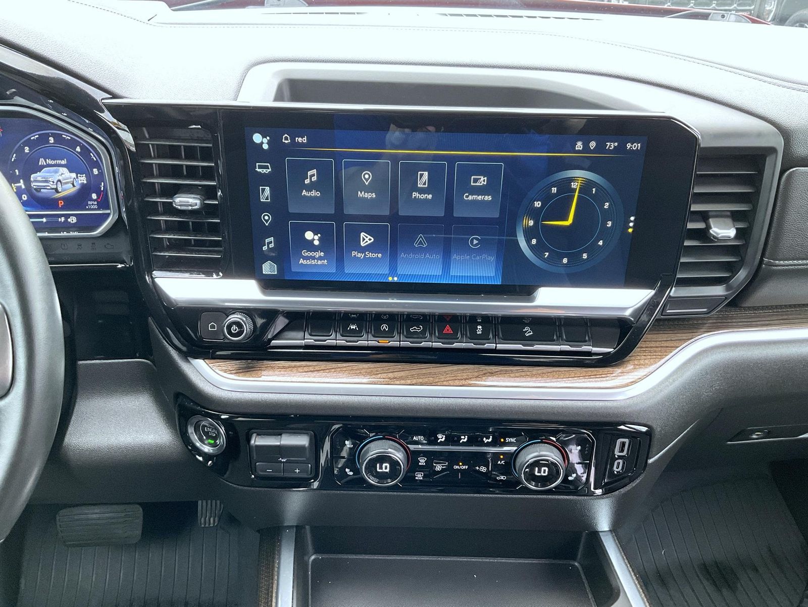 2023 Chevrolet Silverado 1500 RST photo 13