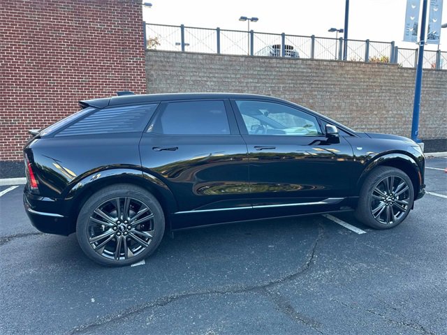 2025 Cadillac Optiq Sport photo 4