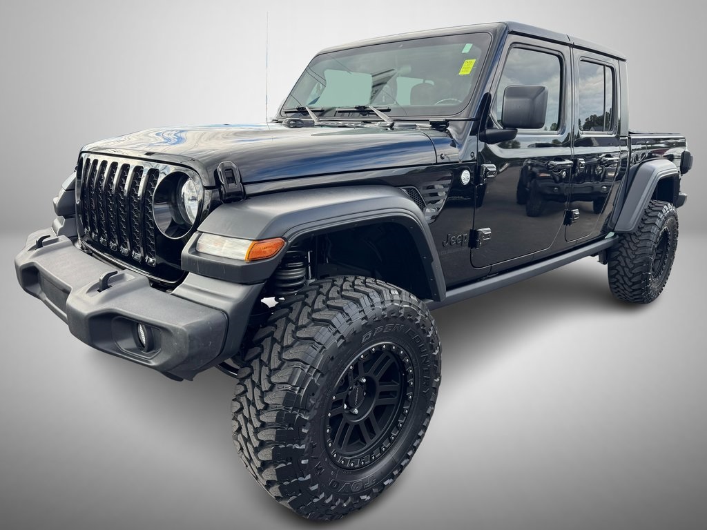 2020 Jeep Gladiator Sport photo 2