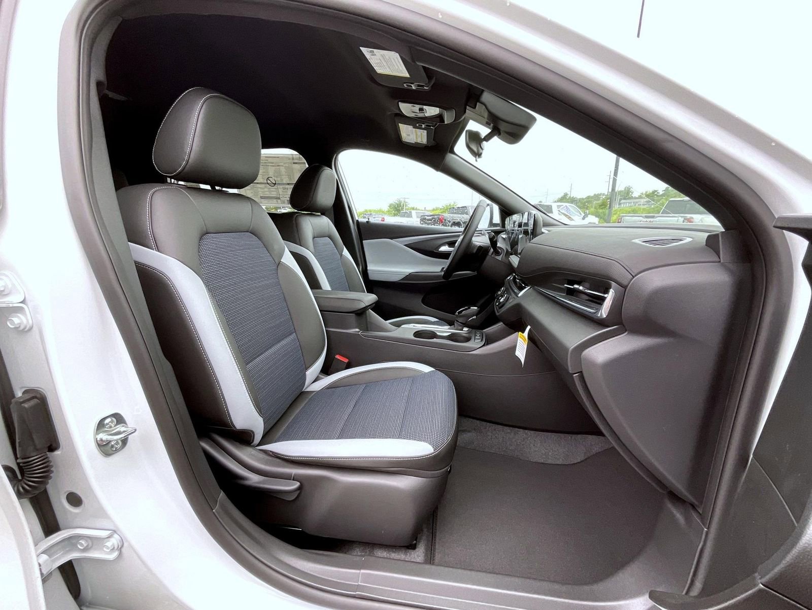 2025 Buick Envista Preferred photo 15