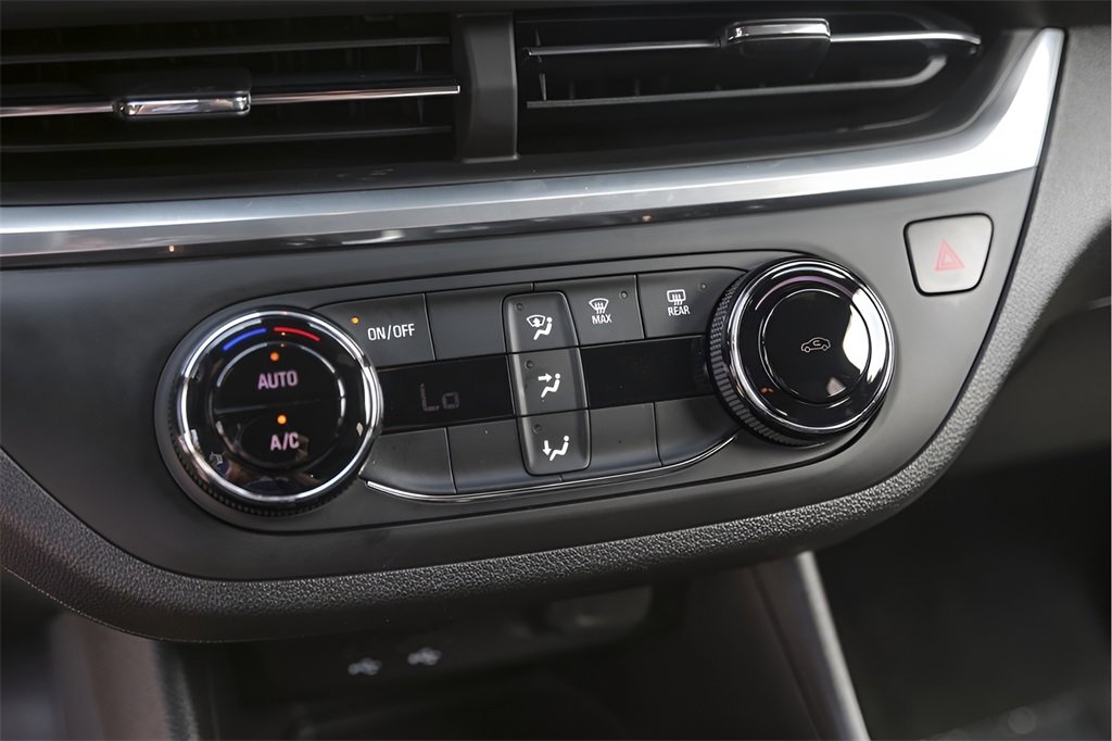 2024 Buick Envista Preferred photo 19