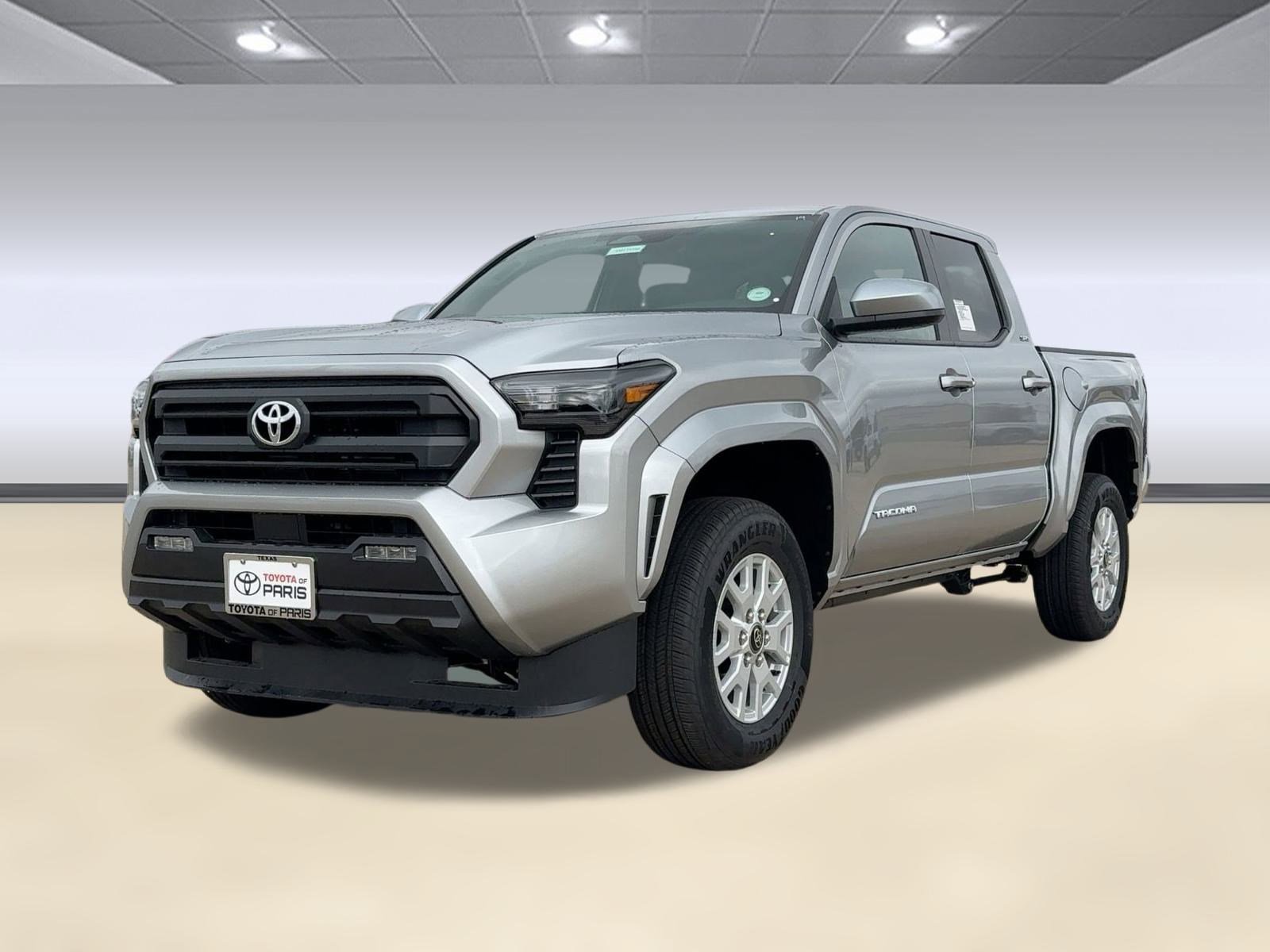 2025 Toyota Tacoma SR5's photo
