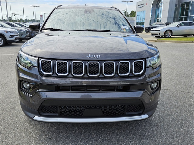 2024 Jeep Compass Limited photo 2