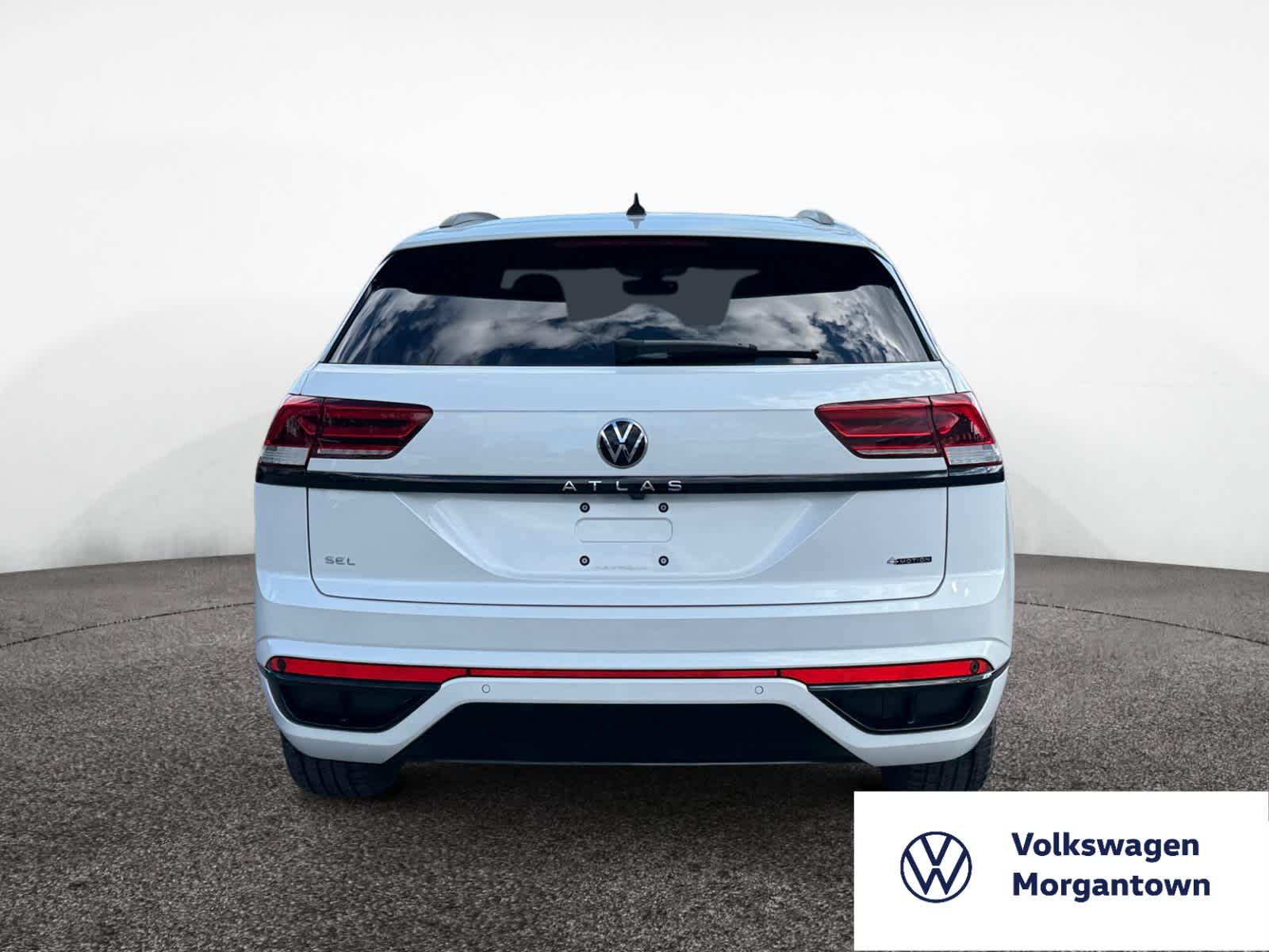 2023 Volkswagen Atlas Cross Sport SEL R-Line photo 3