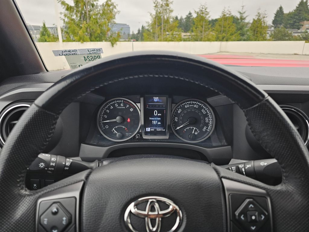 2022 Toyota Tacoma TRD Sport photo 26