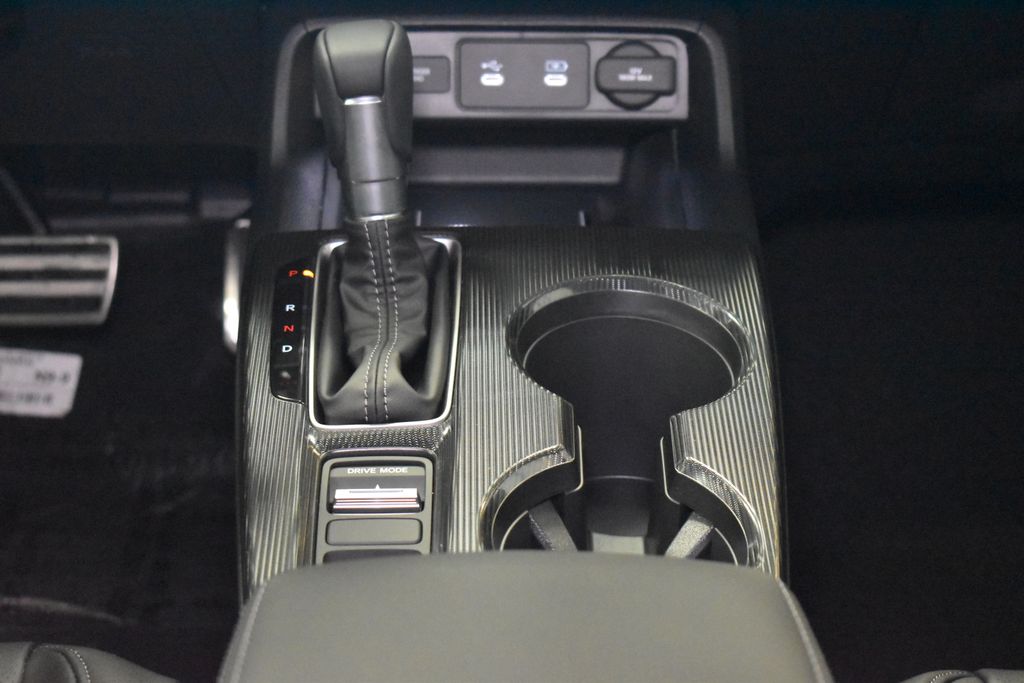2026 Honda Civic Hybrid Sport Touring photo 12