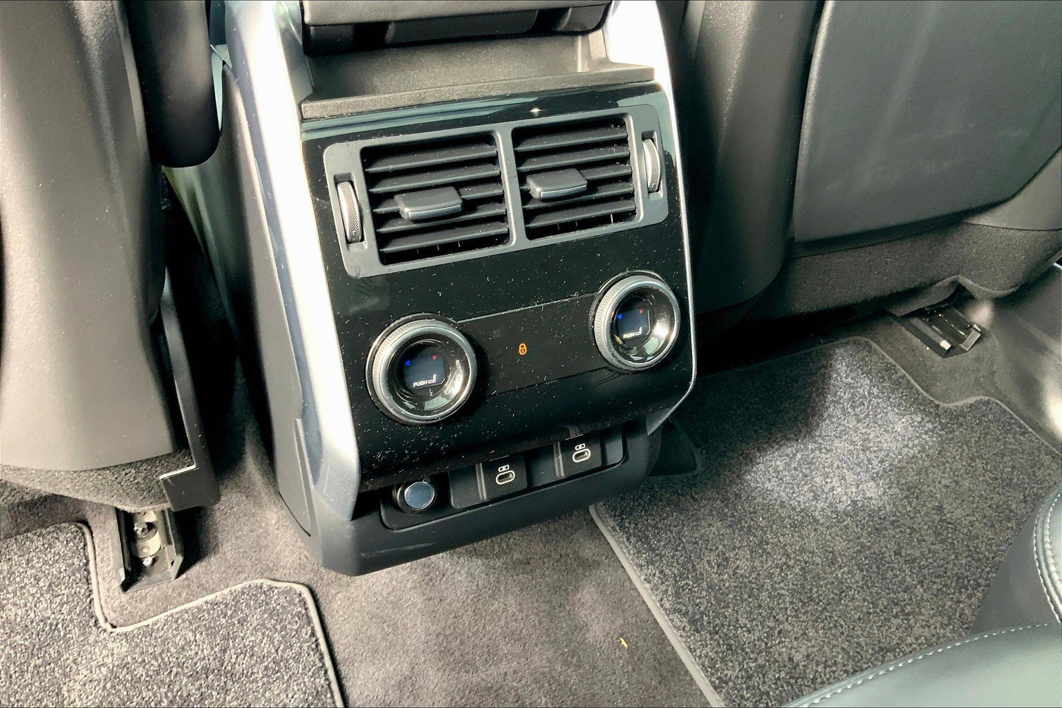 2022 Land Rover Range Rover Sport HSE photo 29