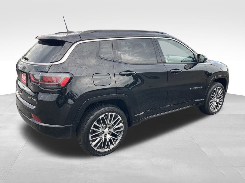 2024 Jeep Compass Limited photo 4