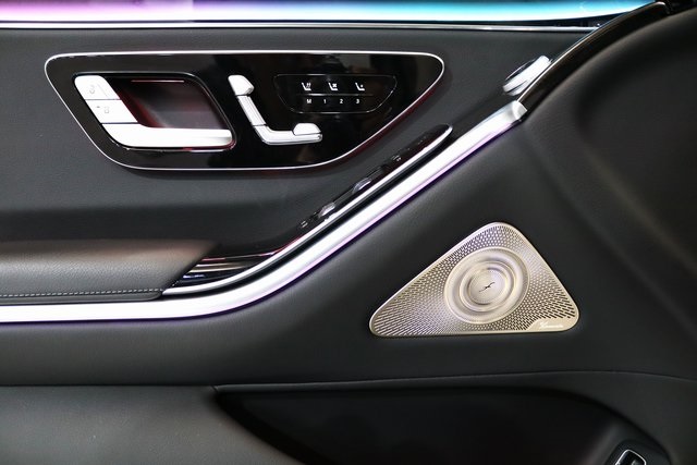 2022 Mercedes Benz S 500 4MATIC photo 2