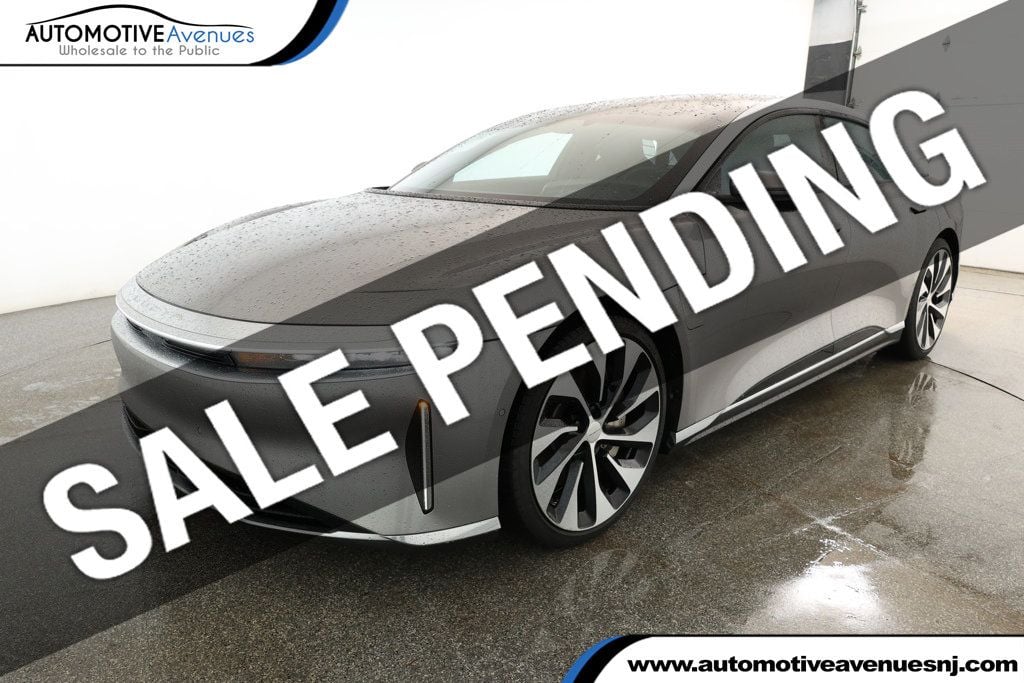 2024 Lucid Air Touring's photo