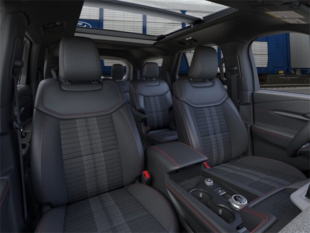2025 Ford Explorer ST-Line photo 8