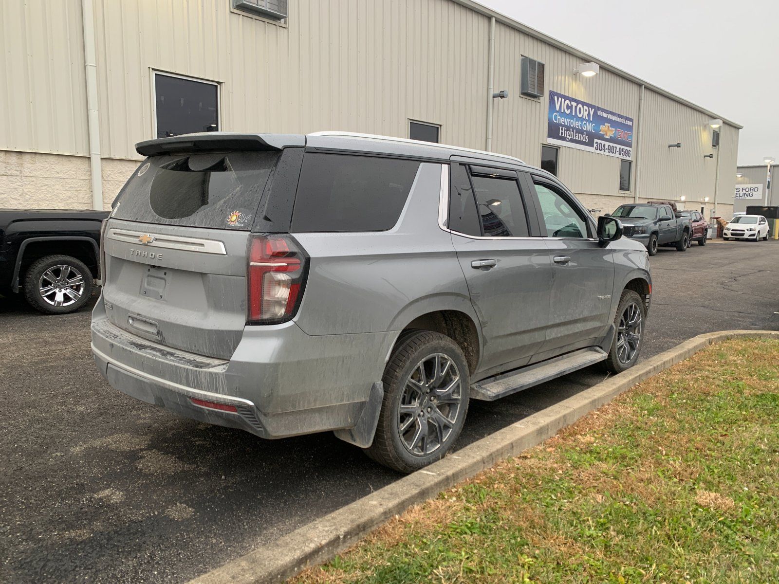 2023 Chevrolet Tahoe LS photo 2