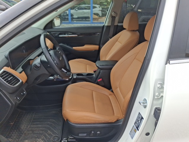 2024 Kia Seltos EX photo 8