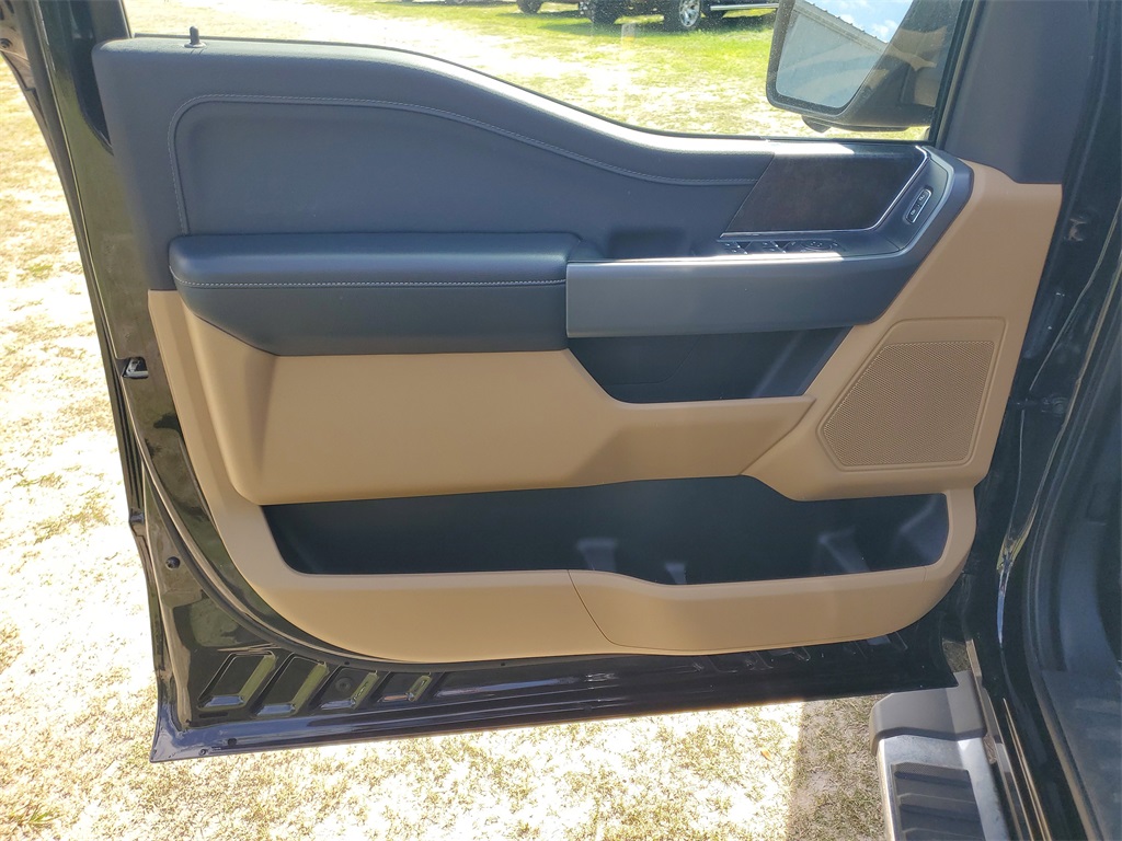 2021 Ford F-150 XLT photo 10