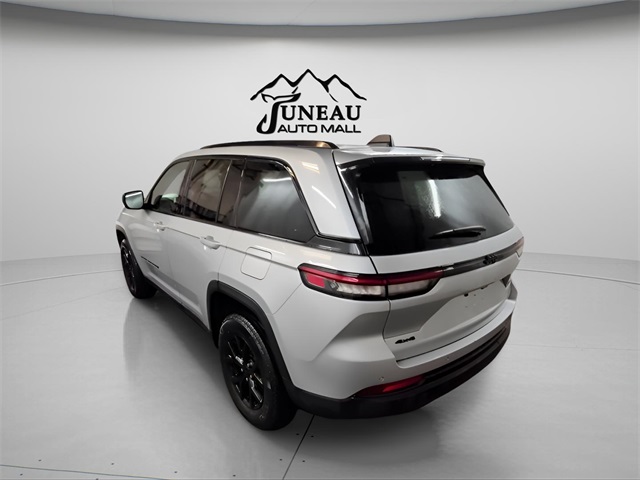 2024 Jeep Grand Cherokee Altitude X photo 3