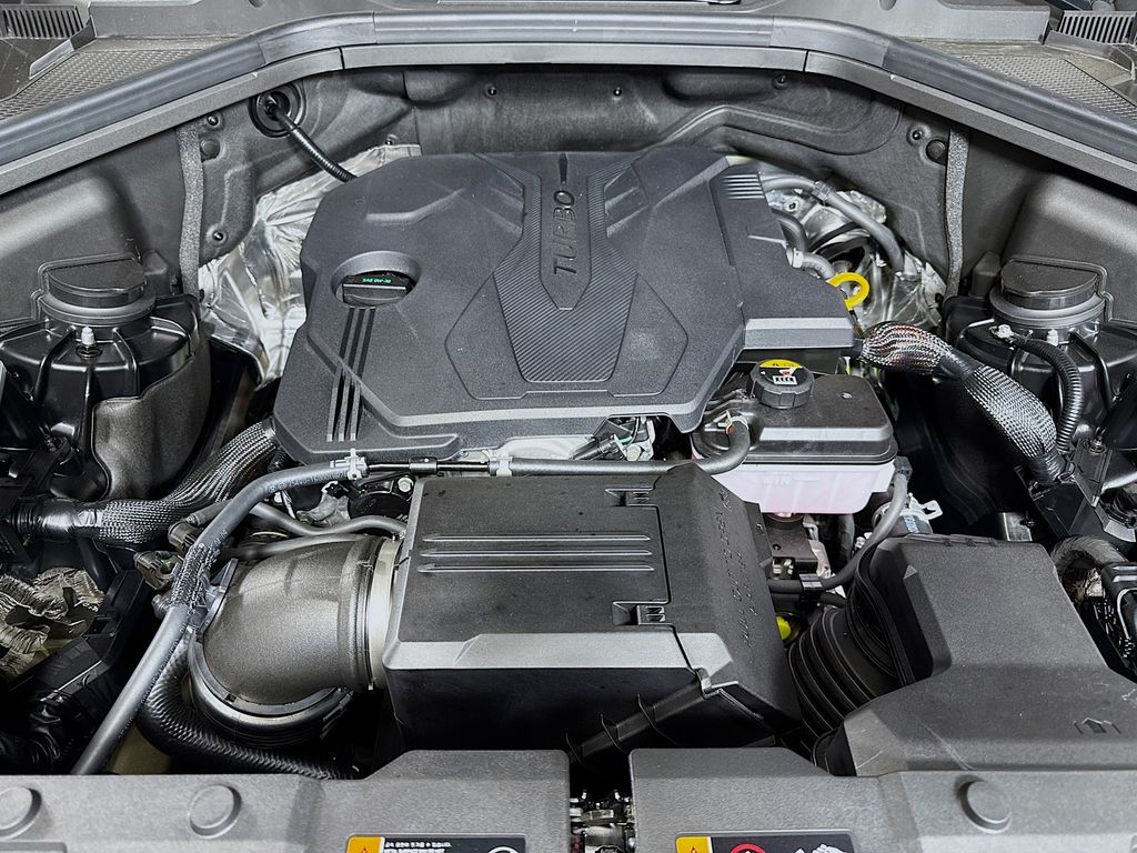 2025 Genesis GV80 2.5T Prestige photo 32