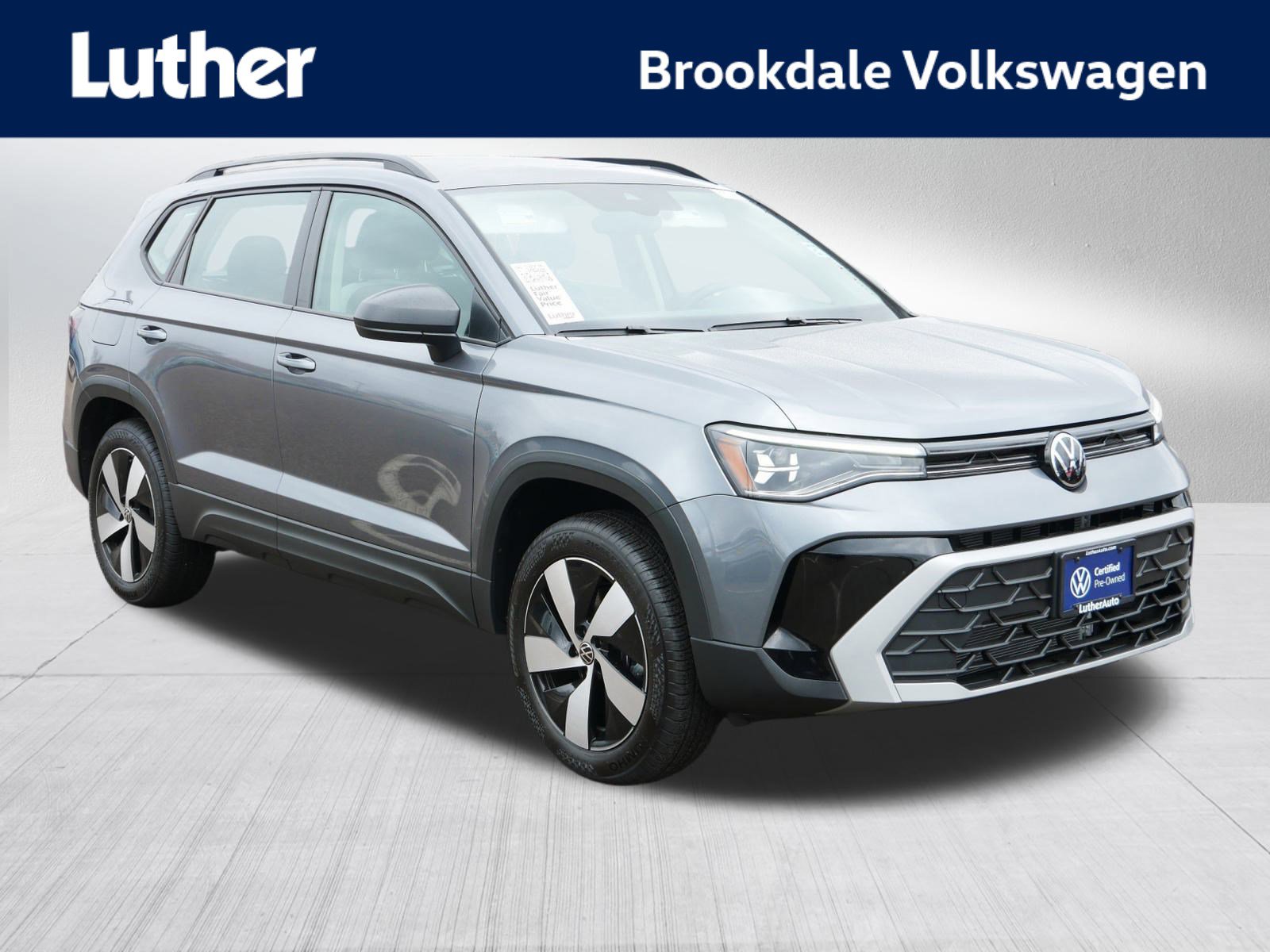 2025 Volkswagen Taos S's photo