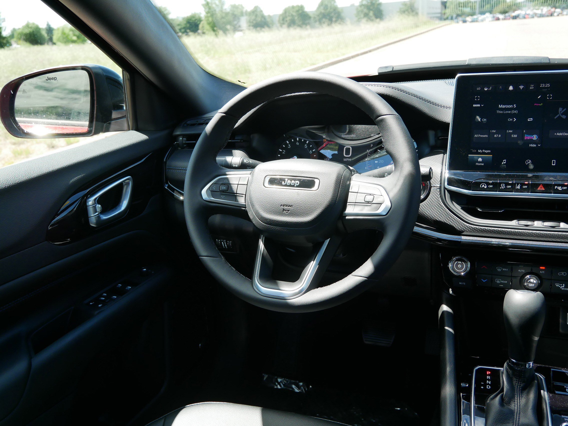 2025 Jeep Compass Limited photo 9