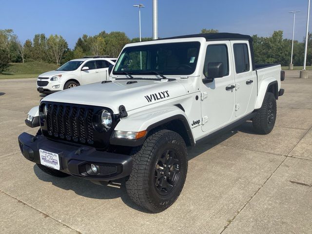2021 Jeep Gladiator Willys photo 2