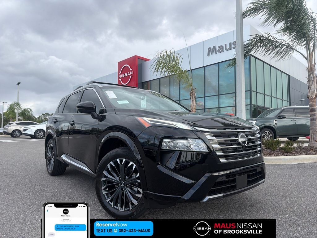 2026 Nissan Rogue Platinum's photo