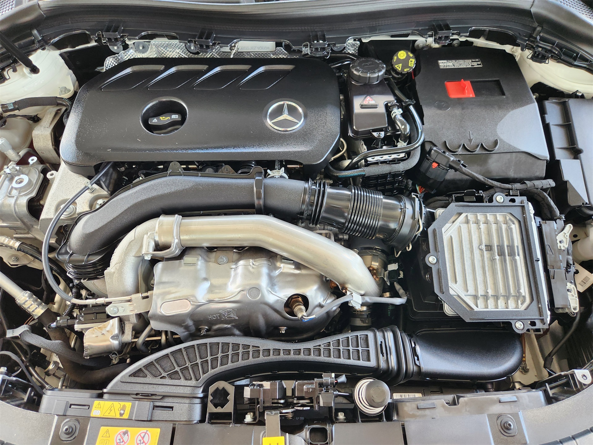 2025 Mercedes Benz GLA 250 photo 31