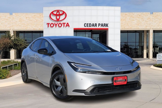 Is Prius a Front Wheel Drive Car 