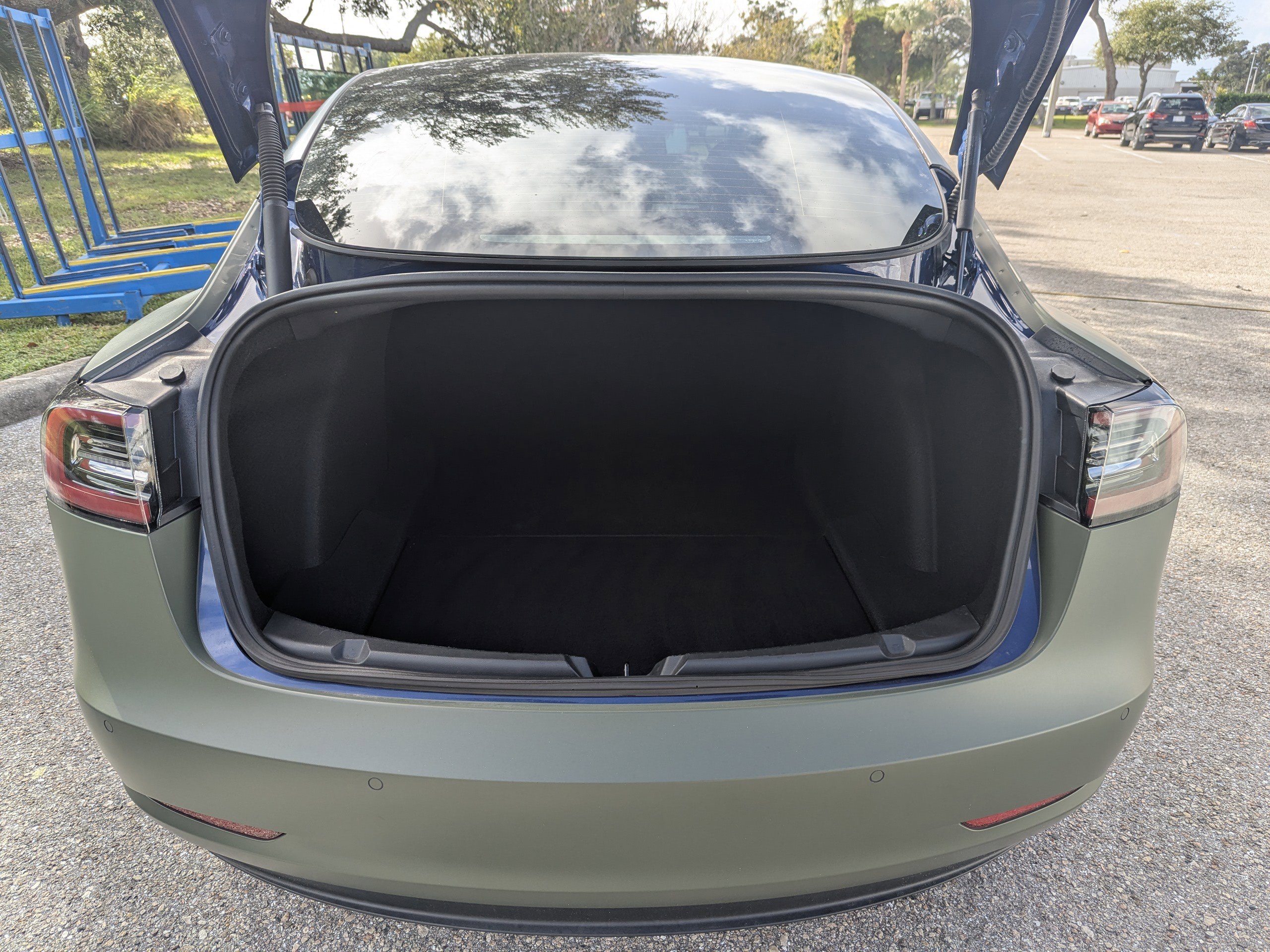 2021 Tesla Model 3 Long Range photo 10