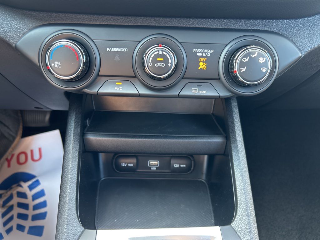 2023 Kia Forte LXS photo 16