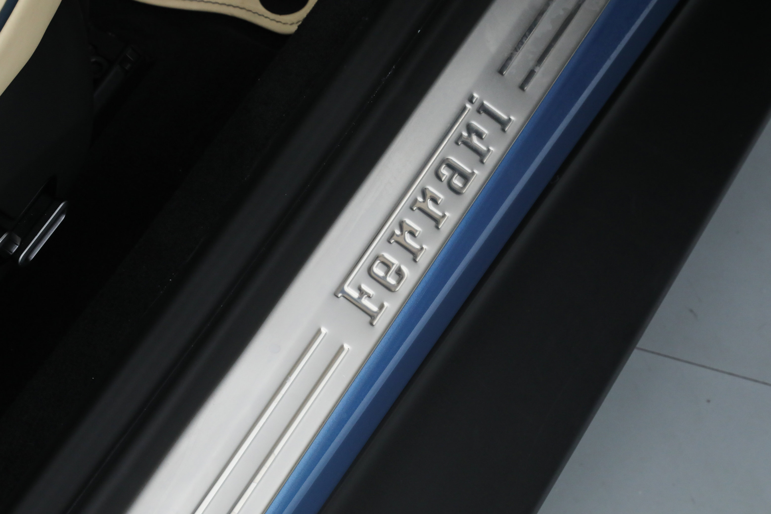 2025 Ferrari Roma Spider photo 24