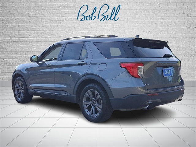 2021 Ford Explorer XLT photo 3