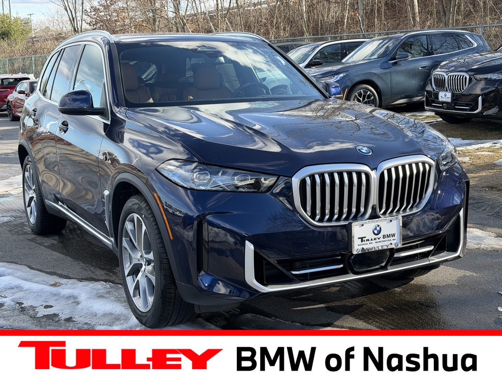 2026 BMW X5 50e's photo