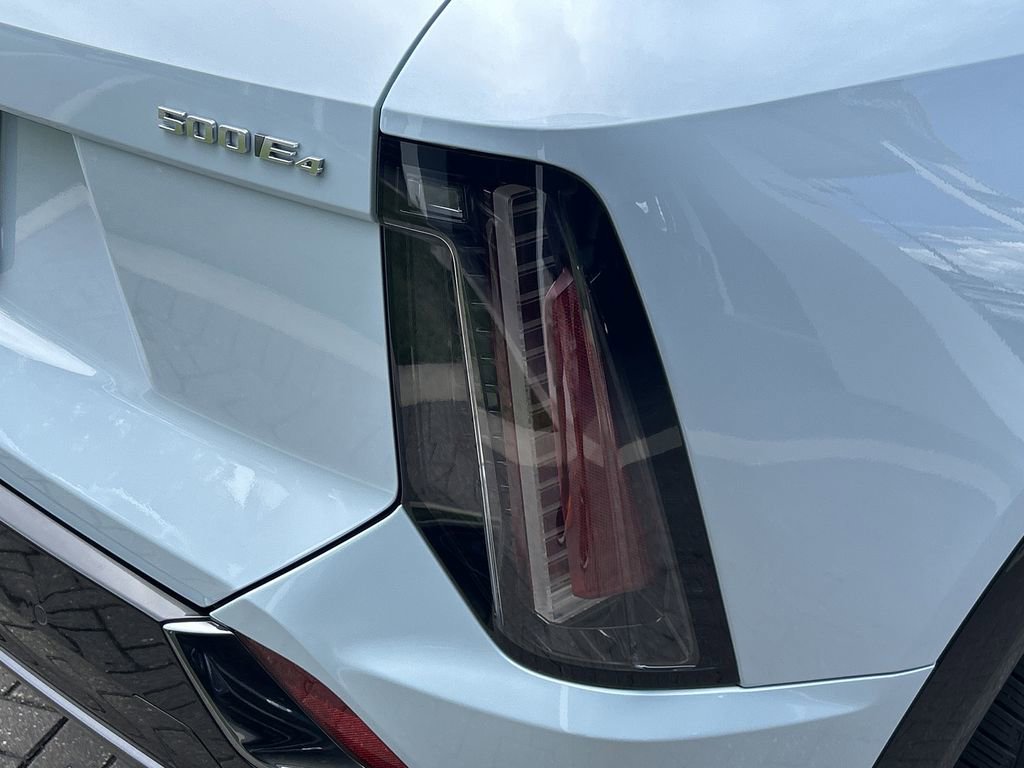 2025 Cadillac Optiq Sport photo 8