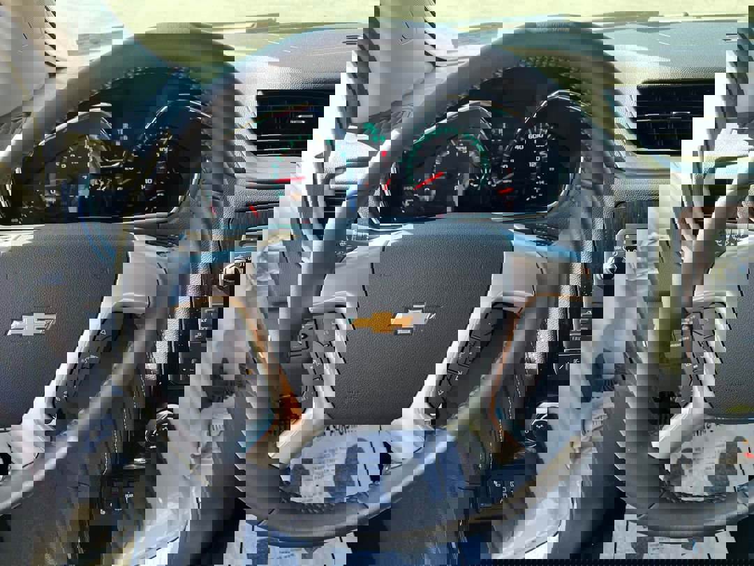 2017 Chevrolet Traverse 1LT photo 16