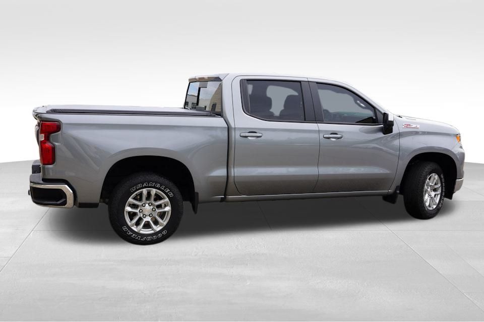 2024 Chevrolet Silverado 1500 LT Z71 photo 4