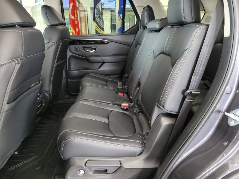 2025 Honda Pilot Touring photo 8