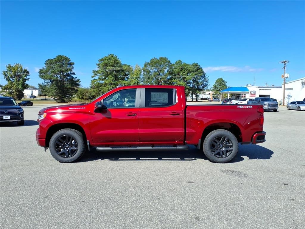 2026 Chevrolet Silverado 1500 RST photo 2