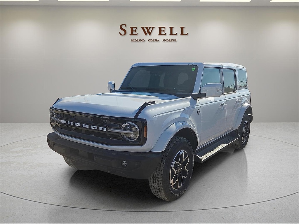 2025 Ford Bronco 4-Door Outer Banks's photo