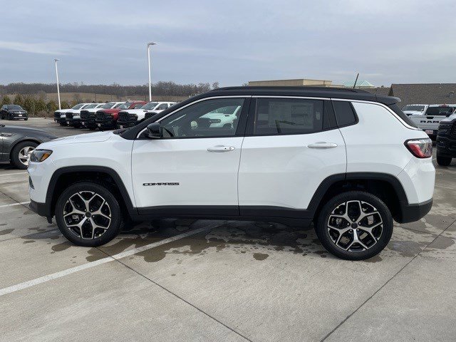 2026 Jeep Compass Limited's photo