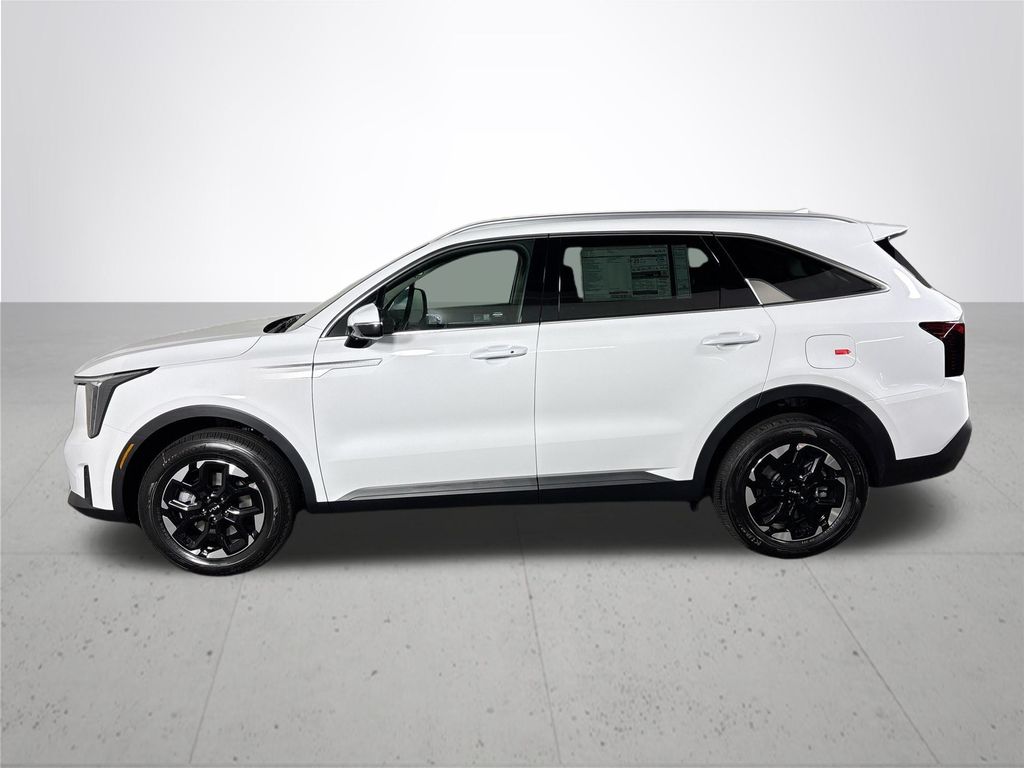 2025 Kia Sorento S photo 8